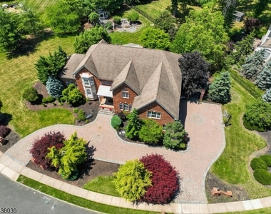 11 Valley Wood Dr - Photo Thumbnail 41