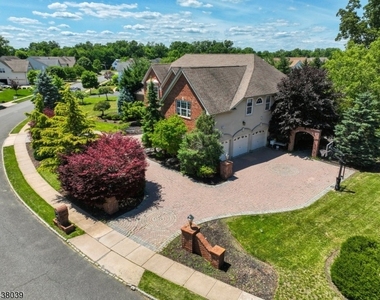 11 Valley Wood Dr - Photo Thumbnail 42