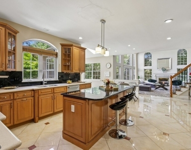 11 Valley Wood Dr - Photo Thumbnail 12