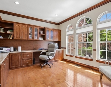 11 Valley Wood Dr - Photo Thumbnail 18