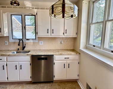 675 Raritan Rd - Photo Thumbnail 7