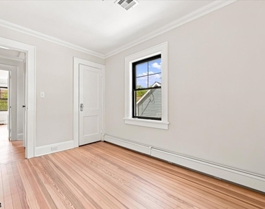 70 Main St - Photo Thumbnail 27