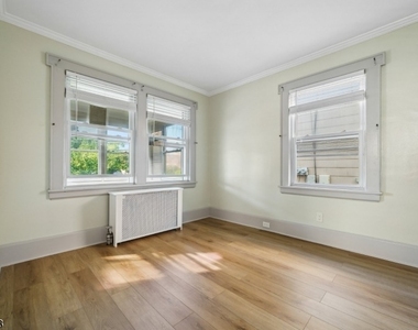 378 Boyden Ave - Photo Thumbnail 6