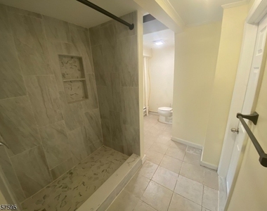 5 Otis Pl - Photo Thumbnail 9