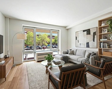 4th Avenue - Photo Thumbnail 1