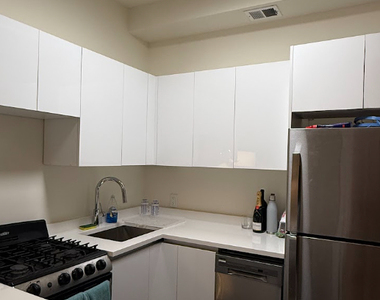 47 West 13th Street - Photo Thumbnail 2