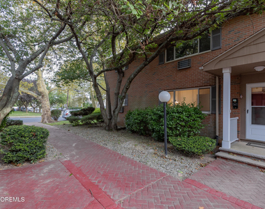400 Sairs Avenue - Photo Thumbnail 15