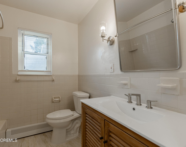 400 Sairs Avenue - Photo Thumbnail 13