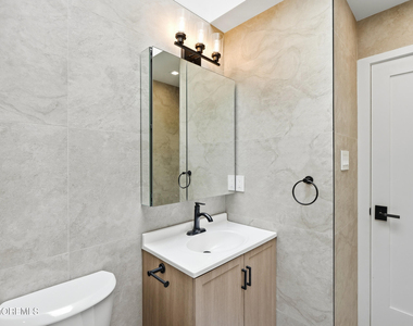 108 Neptune Avenue - Photo Thumbnail 26