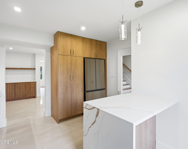 108 Neptune Avenue - Photo Thumbnail 8