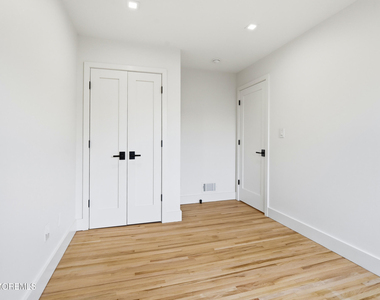 108 Neptune Avenue - Photo Thumbnail 31