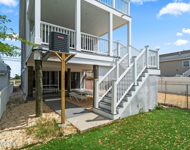 315 Hiering Avenue - Photo Thumbnail 39