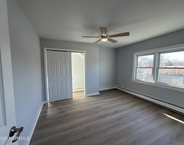 464 2nd Avenue - Photo Thumbnail 13