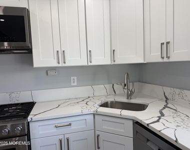 464 2nd Avenue - Photo Thumbnail 15