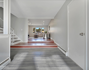 245 Brighton Avenue - Photo Thumbnail 2
