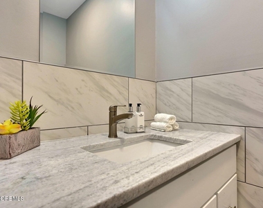 245 Brighton Avenue - Photo Thumbnail 10