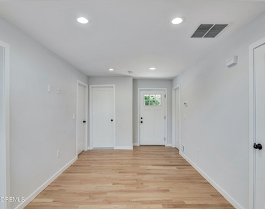 769 Cliffwood Avenue - Photo Thumbnail 9