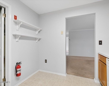 83 Pagoda Lane - Photo Thumbnail 11
