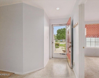 83 Pagoda Lane - Photo Thumbnail 5