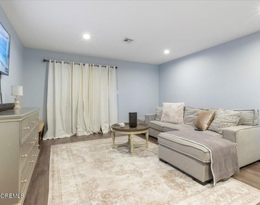 173 Amberly Drive - Photo Thumbnail 9