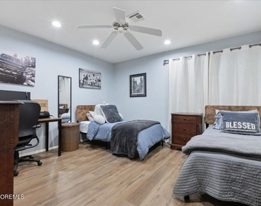 173 Amberly Drive - Photo Thumbnail 15