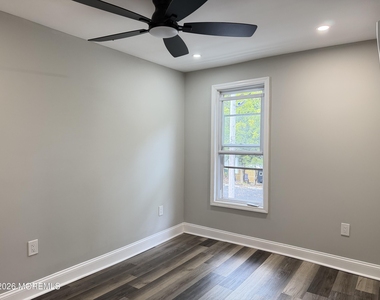 168 Chelsea Avenue - Photo Thumbnail 5