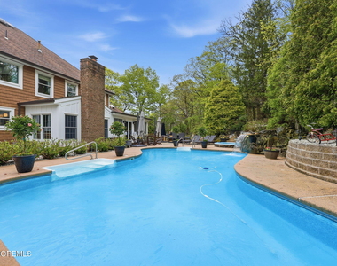 32 Wesley Court - Photo Thumbnail 58