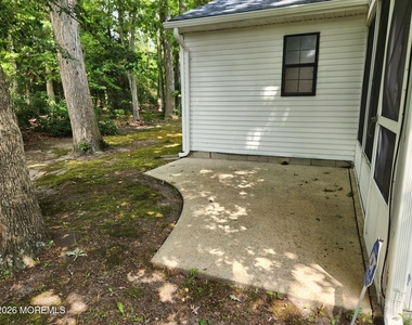 206 Yorktowne Drive - Photo Thumbnail 13