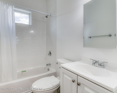 109 Mccabe Avenue - Photo Thumbnail 7