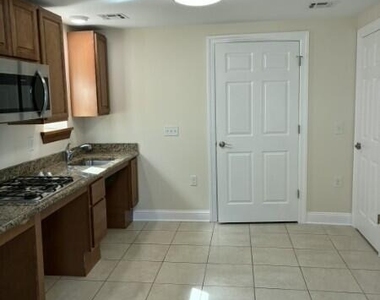 715 Union Avenue - Photo Thumbnail 1
