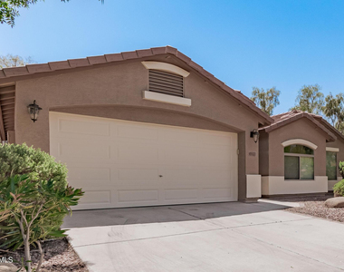45127 W Jack Rabbit Trail - Photo Thumbnail 1