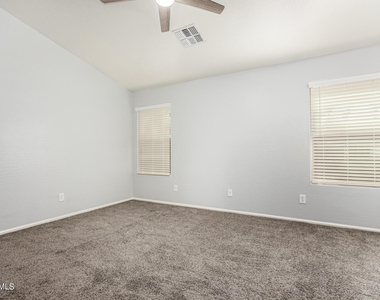 45127 W Jack Rabbit Trail - Photo Thumbnail 7