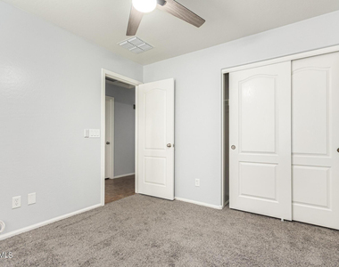 45127 W Jack Rabbit Trail - Photo Thumbnail 15