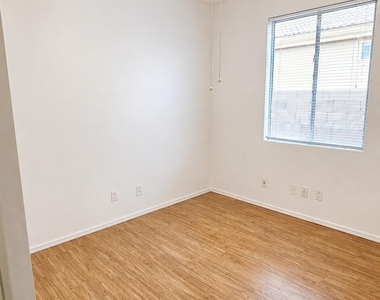 778 S Jesse Street - Photo Thumbnail 4