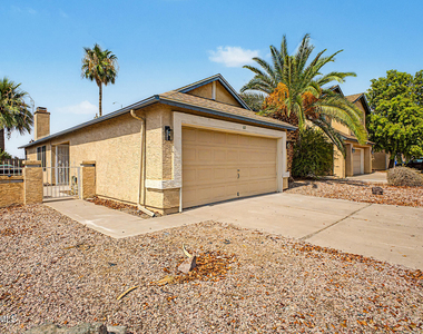 921 S Val Vista Drive - Photo Thumbnail 1