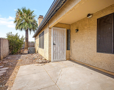 921 S Val Vista Drive - Photo Thumbnail 25