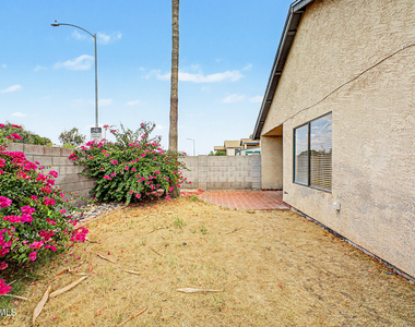 921 S Val Vista Drive - Photo Thumbnail 28