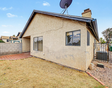 921 S Val Vista Drive - Photo Thumbnail 24