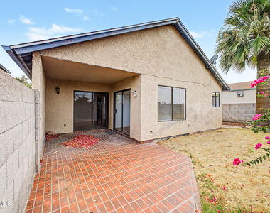 921 S Val Vista Drive - Photo Thumbnail 26