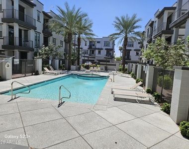 2090 S Dorsey Lane - Photo Thumbnail 34