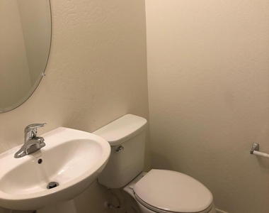 4214 W Winston Drive - Photo Thumbnail 21