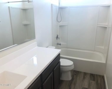 4214 W Winston Drive - Photo Thumbnail 17