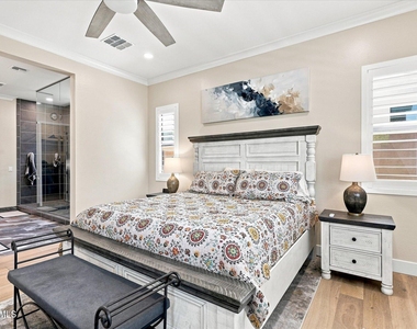 1118 E Paseo Way - Photo Thumbnail 24
