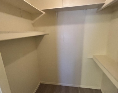 5309 S River Drive - Photo Thumbnail 28