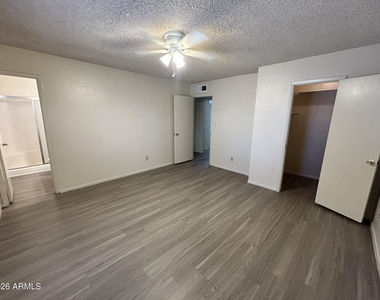 5309 S River Drive - Photo Thumbnail 27