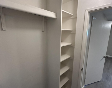 195 N Cottonwood Street - Photo Thumbnail 26