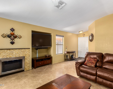 8880 E Red Mountain Lane - Photo Thumbnail 10