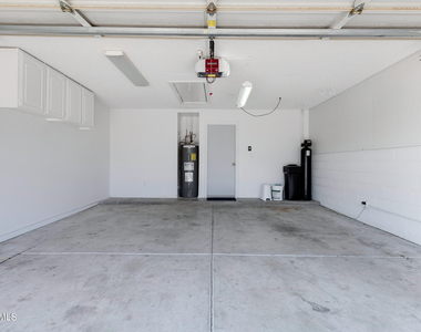 23620 N 42nd Drive - Photo Thumbnail 33