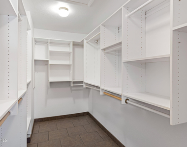 23620 N 42nd Drive - Photo Thumbnail 27