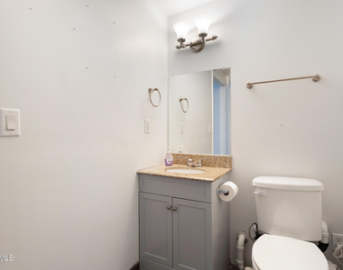 23620 N 42nd Drive - Photo Thumbnail 32